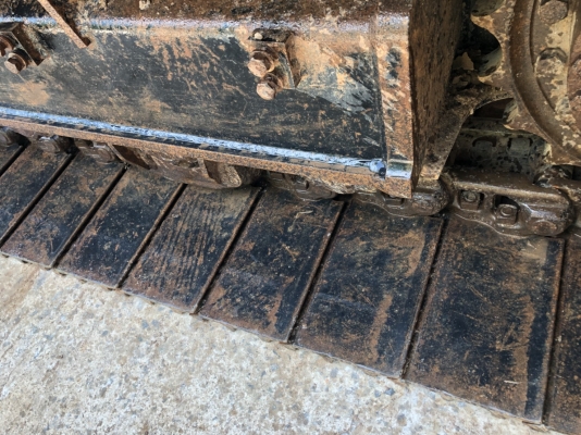 ขายด่วน!! HITACHI ZX200-5G สภาพสวยค่ะ