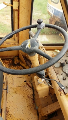 รถตัดล้อยาง CAT 950 มีเล่มทะเบียน รถพร้อมใช้งาน รถตัดล้อยาง CAT 950 มีเล่มทะเบียน รถพร้อมใช้งาน