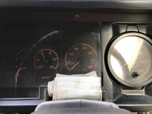 ขาย 565,000 บาท ISUZU ROCKY 175 แรง 1 เพลา ตู้ 10 บาน ยาว 7.2 เมตร FVM12MY เครื่อง 6BG1-175 แรง หัวบาง ยางดี คัสชีสวย แอร์เย็น เอกสารเล่ม ทะเบียน  รถอยู่  ชลบุรี โทร 0610710295  สนใจ รายการสินค้า อื่นๆ ที่ เว็ปไชค์ Truck2Hand  https://www.truck2hand.com/i