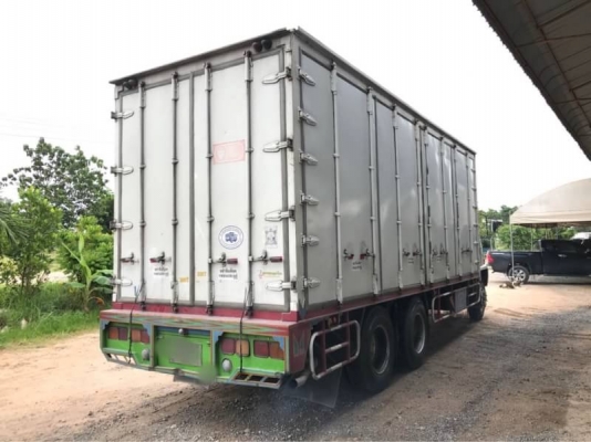 ขาย 565,000 บาท ISUZU ROCKY 175 แรง 1 เพลา ตู้ 10 บาน ยาว 7.2 เมตร FVM12MY เครื่อง 6BG1-175 แรง หัวบาง ยางดี คัสชีสวย แอร์เย็น เอกสารเล่ม ทะเบียน  รถอยู่  ชลบุรี โทร 0610710295  สนใจ รายการสินค้า อื่นๆ ที่ เว็ปไชค์ Truck2Hand  https://www.truck2hand.com/i