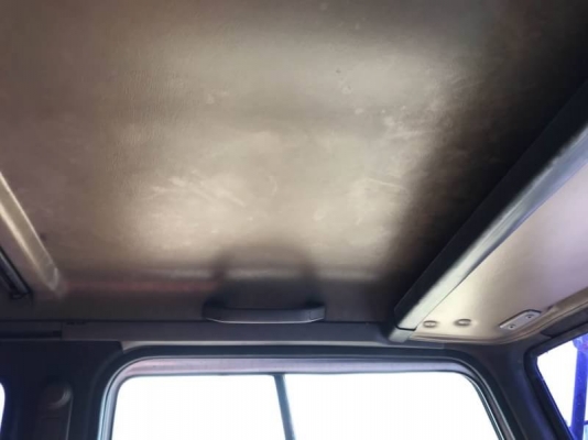 ขาย 565,000 บาท ISUZU ROCKY 175 แรง 1 เพลา ตู้ 10 บาน ยาว 7.2 เมตร FVM12MY เครื่อง 6BG1-175 แรง หัวบาง ยางดี คัสชีสวย แอร์เย็น เอกสารเล่ม ทะเบียน  รถอยู่  ชลบุรี โทร 0610710295  สนใจ รายการสินค้า อื่นๆ ที่ เว็ปไชค์ Truck2Hand  https://www.truck2hand.com/i