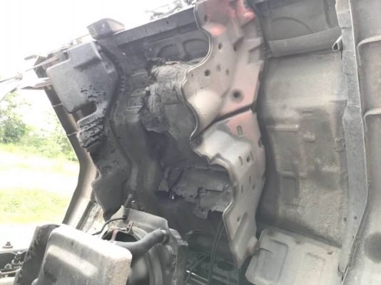 ขาย 565,000 บาท ISUZU ROCKY 175 แรง 1 เพลา ตู้ 10 บาน ยาว 7.2 เมตร FVM12MY เครื่อง 6BG1-175 แรง หัวบาง ยางดี คัสชีสวย แอร์เย็น เอกสารเล่ม ทะเบียน  รถอยู่  ชลบุรี โทร 0610710295  สนใจ รายการสินค้า อื่นๆ ที่ เว็ปไชค์ Truck2Hand  https://www.truck2hand.com/i