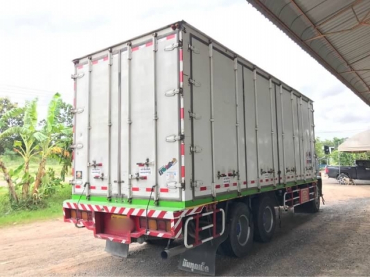 ขาย 645,000 บาท ISUZU ROCKY 195 แรง 1 เพลา ตู้ 10 บาน ยาว 7.2 เมตร (6 ล้อแปลง 10 ล้อ ลงเล่มแล้ว ) เครื่อง 6HE1-195 แรง หัวบาง ยางดี คัสชีสวย แอร์เย็น เอกสารเล่ม ทะเบียน  รถอยู่  ชลบุรี โทร 0610710295  สนใจ รายการสินค้า อื่นๆ ที่ เว็ปไชค์ Truck2Hand  https