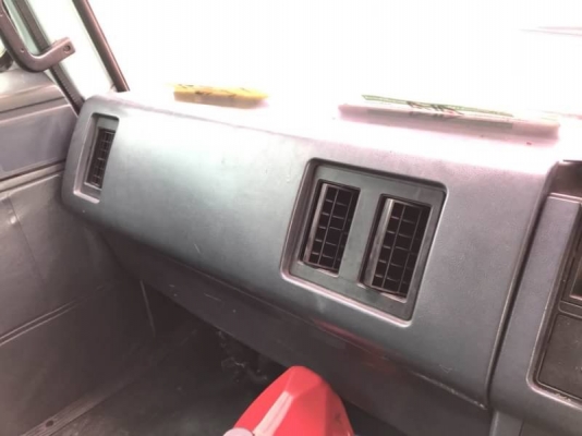 ขาย 645,000 บาท ISUZU ROCKY 195 แรง 1 เพลา ตู้ 10 บาน ยาว 7.2 เมตร (6 ล้อแปลง 10 ล้อ ลงเล่มแล้ว ) เครื่อง 6HE1-195 แรง หัวบาง ยางดี คัสชีสวย แอร์เย็น เอกสารเล่ม ทะเบียน  รถอยู่  ชลบุรี โทร 0610710295  สนใจ รายการสินค้า อื่นๆ ที่ เว็ปไชค์ Truck2Hand  https