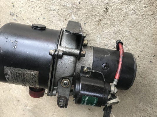 มอเตอร์ปั้ม DC.12 v. เก่าญี่ป่น ของเข้าเเล้ว มอเตอร์ปั้ม DC.12 v. เก่าญี่ป่น ของเข้าเเล้ว