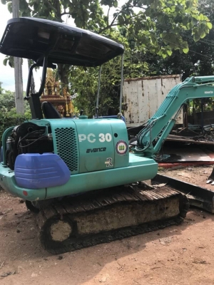 KOMATSU PC 30-7