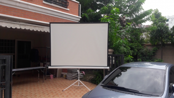 หน้าจอโปรเจคเตอร์มือสองยี่ห้อ VERTEX 120 นิ้ว