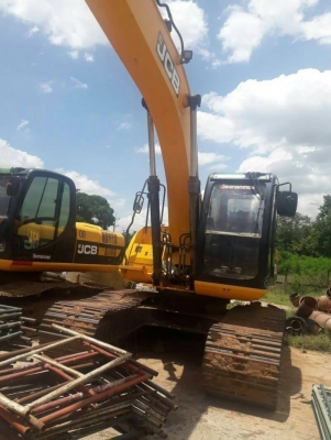 แบคโฮ JCB JS200