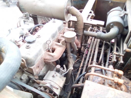 ขายรถแม็กโค60พร้อมใช้เครื่องดีมากปั้มแรงดีโซ่ดีล้อนำดีเอวแน่นสนใจโทร0641019335/0807346335