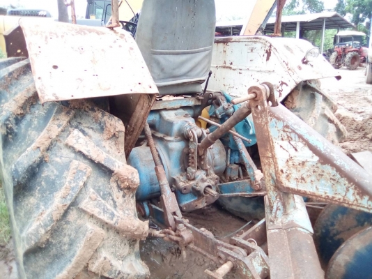 ขายรถไถฟอด77t3อยางดีเครื่องดีตามสภาพพร้อมใช้สนใจโทร0641019335/0807346335