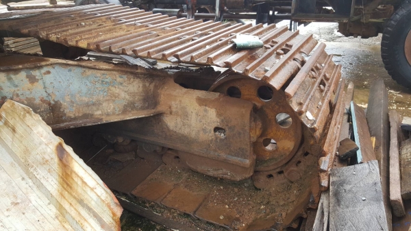 ขาย แบคโฮ KOMATSU PC200-6 ใส่เครื่อง MITSU 6D16 195 แรงม้า ปั้มเดิม ช่วงล่างเต็ม ไฟฟ้าตัดแล้ว เอกสารใบซื้อขาย