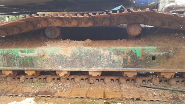 ขาย แบคโฮ KOMATSU PC200-6 ใส่เครื่อง MITSU 6D16 195 แรงม้า ปั้มเดิม ช่วงล่างเต็ม ไฟฟ้าตัดแล้ว เอกสารใบซื้อขาย