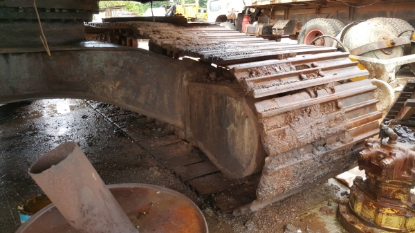 ขาย แบคโฮ KOMATSU PC200-6 ใส่เครื่อง MITSU 6D16 195 แรงม้า ปั้มเดิม ช่วงล่างเต็ม ไฟฟ้าตัดแล้ว เอกสารใบซื้อขาย