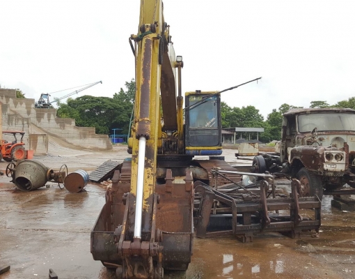 ขาย แบคโฮ KOMATSU PC200-6 ใส่เครื่อง MITSU 6D16 195 แรงม้า ปั้มเดิม ช่วงล่างเต็ม ไฟฟ้าตัดแล้ว เอกสารใบซื้อขาย