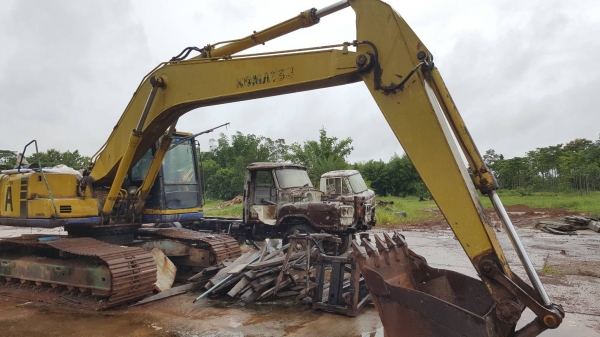 ขาย แบคโฮ KOMATSU PC200-6 ใส่เครื่อง MITSU 6D16 195 แรงม้า ปั้มเดิม ช่วงล่างเต็ม ไฟฟ้าตัดแล้ว เอกสารใบซื้อขาย