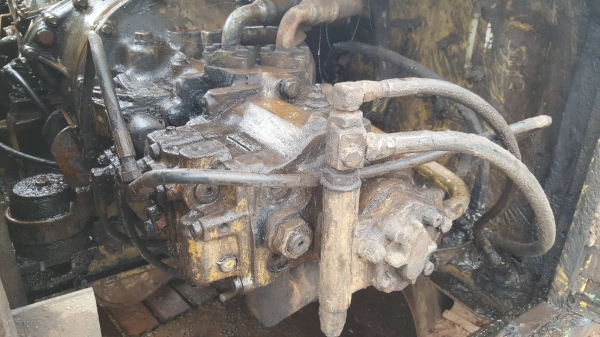 ขาย แบคโฮ KOMATSU PC200-6 ใส่เครื่อง MITSU 6D16 195 แรงม้า ปั้มเดิม ช่วงล่างเต็ม ไฟฟ้าตัดแล้ว เอกสารใบซื้อขาย