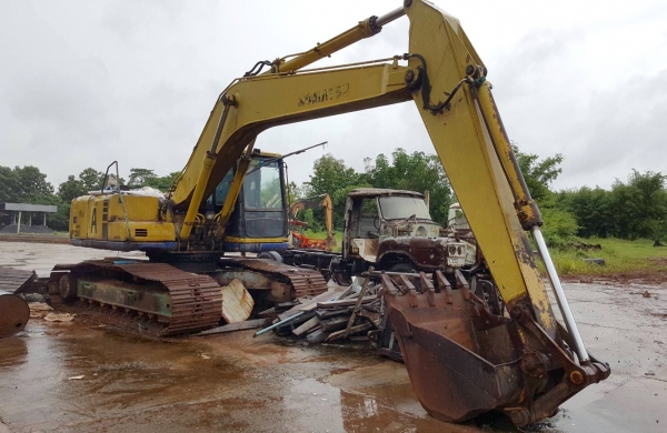 ขาย แบคโฮ KOMATSU PC200-6 ใส่เครื่อง MITSU 6D16 195 แรงม้า ปั้มเดิม ช่วงล่างเต็ม ไฟฟ้าตัดแล้ว เอกสารใบซื้อขาย