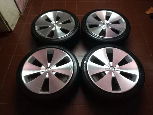 แม็ก DAD แท้ 19 นิ้ว ยาง Nitto NT05 225-40R19