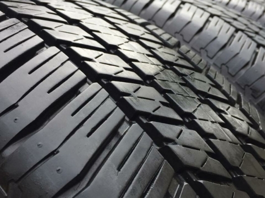 ยาง Bridgestone 265 65 17 ปี17 ดอกเต็ม ไม่มีปะ ใช้ยาว ราคาไม่แพง ยาง Bridgestone 265 65 17 ปี17 ดอกเต็ม ไม่มีปะ ใช้ยาว ราคาไม่แพง