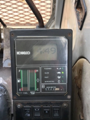 ขายรถขุด KOBELCO SK220 MARK 3 หัวแม่เหล็ก รถนอกนำเข้าเองจากญี่ปุ่น สภาพสวยพร้อมใช้ มีVDOการทำงานครับ