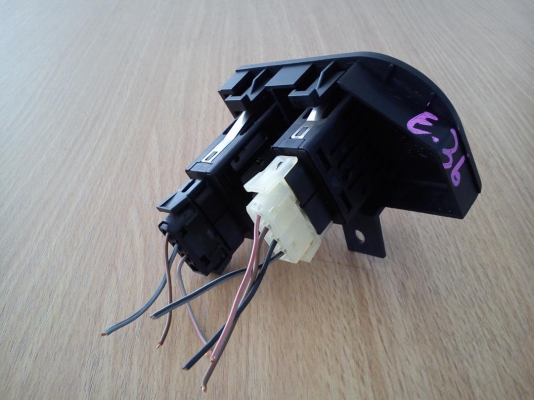 สวิทช์ปรับไฟหน้ากับสวิทช์ปรับไฟเรือนไมล์ พร้อมกรอบพลาสติก BMW E36 สวิทช์ปรับไฟหน้ากับสวิทช์ปรับไฟเรือนไมล์ พร้อมกรอบพลาสติก BMW E36