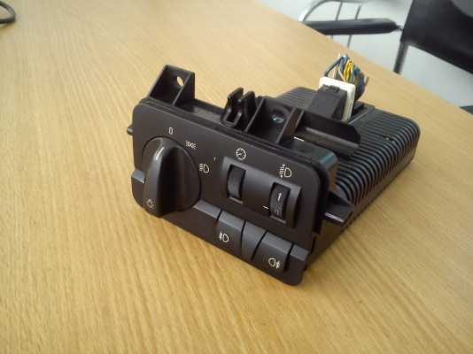 สวิทช์ไฟหน้า BMW E46 แท้