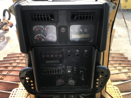 CAT D6N SN: CCG00414 ปี 2006 สภาพสวยมาก นำเข้าจากญี่ปุ่น