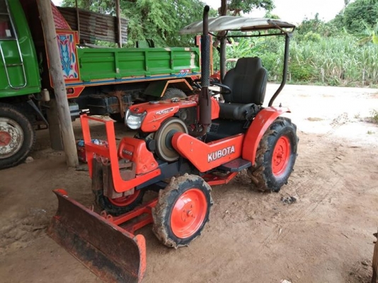 KRT140 แรงสวยๆๆดันหน้า พาล3 ล้อเหล็กกันจม มีลิปเตอร์หลัง KRT140 แรงสวยๆๆดันหน้า พาล3 ล้อเหล็กกันจม มีลิปเตอร์หลัง