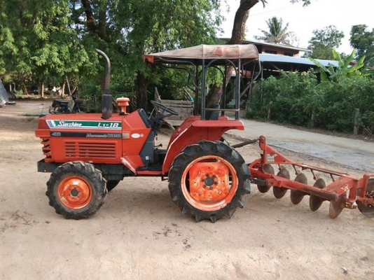 เก่านอกL1-18 สองเพลา พร้อมผาลหลัง เก่านอกL1-18 สองเพลา พร้อมผาลหลัง