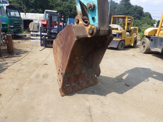 ขายแมคโคร ยี่ห้อKobelco รุ่น SK200-3 ขายแมคโคร ยี่ห้อKobelco รุ่น SK200-3