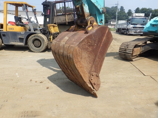 ขายแมคโคร ยี่ห้อKobelco รุ่น SK200-3 ขายแมคโคร ยี่ห้อKobelco รุ่น SK200-3