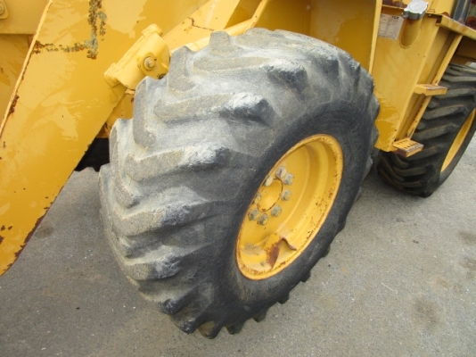 ขายรถตัก ยี่ห้อTCM รุ่น 820-2 ขายรถตัก ยี่ห้อTCM รุ่น 820-2