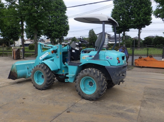 ขายรถตัก ยี่ห้อKobelco รุ่น LK50Z-5