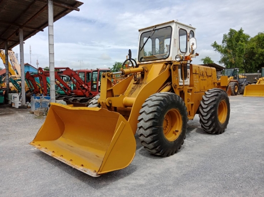 รถตัก เก่านอก ขายถูก KOMATSU 510 กรองเดี่ยว ซีเรียลสูง นำเข้าจากญี่ปุ่น โทร.090-986-2521 อ๊อบ
