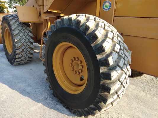 รถตัก เก่านอก ขายถูก CAT 910F นำเข้าจากญี่ปุ่น โทร.090-986-2521 อ๊อบ