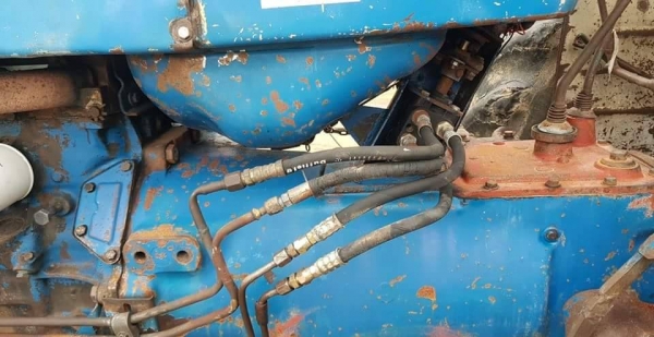 ขายครับ ford 6600 เสื้อลาย ใบดันหน้า ผานหลัง เล่มพร้อม