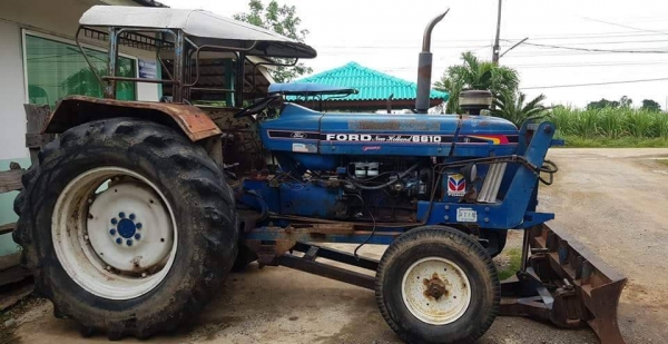 ขายครับ ford 6600 เสื้อลาย ใบดันหน้า ผานหลัง เล่มพร้อม