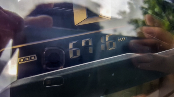 YAMAHA AEROX 155 สีขาว รถสวยใหม่ พร้อมใช้งาน เอกสารชุดโอนครบ วิ่งน้อย  ตัวรถสวยมาก