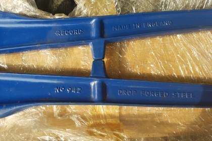 ขายกรรไกรตัดเหล็ก RECORD 942 MADE IN ENGLAND.รุ่นงานหนักใหม่เก่าเก็บ