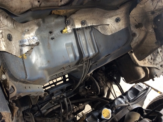 Isuzu NKR 130 หัวการ์ตูน