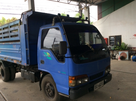 Isuzu NKR 130 หัวการ์ตูน