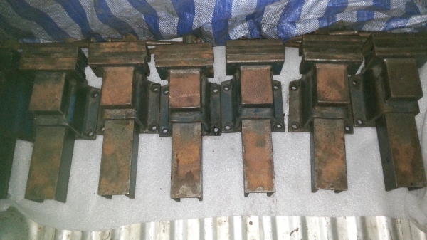 ขายปากกาเหล็กเหนียว 6 นิ้วเก่านอก 4,900 สภาพดี น้ำหนักต่อตัว 23 กิโล