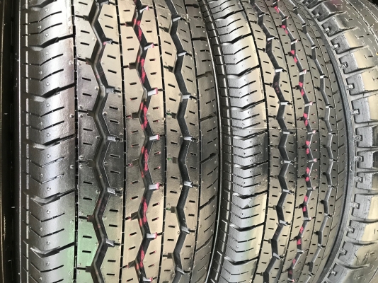 ยางป้ายแดง 195-15 Bridgestone RD-613 ปี 18 มีตุ่มทุกเส้น