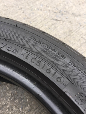 ขายยาง YOKOHAMA dB V551 215-50-17 ปี16 ชุดละ 6,900 บาท ขายยาง YOKOHAMA dB V551 215-50-17 ปี16 ชุดละ 6,900 บาท