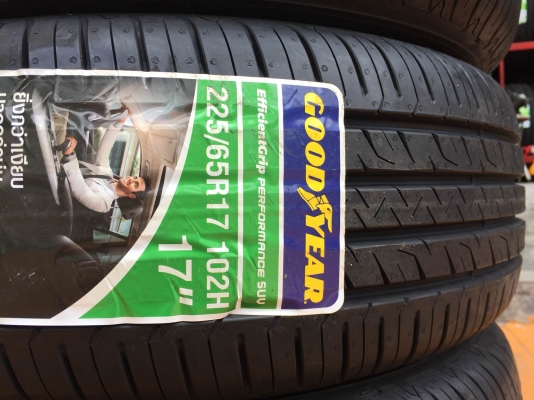 ขายยางใหม่ GOODYEAR EfficienGrip PERFORMANCE SUV 225-65-17 ปี18 ชุดละ 14,900 บาท ขายยางใหม่ GOODYEAR EfficienGrip PERFORMANCE SUV 225-65-17 ปี18 ชุดละ 14,900 บาท