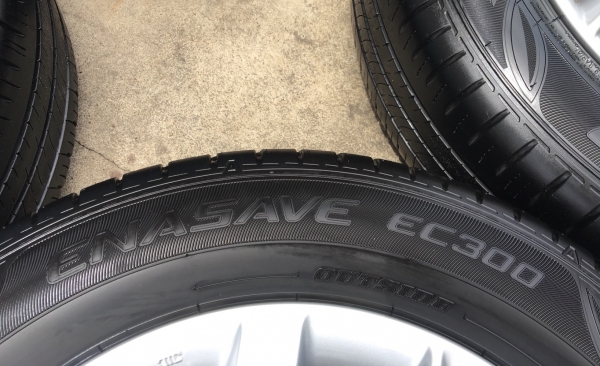 ล้อแม็ก 4รู100 Nissan Note,Almera ,March ขอบ 15 พร้อมยาง Dunlop 185-65-15 ปี 17 แม็กสวย ดอกยางหนานิ่ม