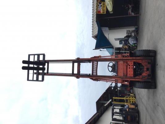 อาร์ ซี เอช โฟรคลิฟท์ ขาย โตโยต้า รุ่น 4 ดีเซล 2.5 ตัน เสา 4 เมตร