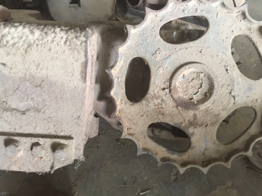 ขายคู่ละ15000บาทตัวเดินแปดทิศที่ตัดออกจากแมค์โครสภาพสวยราคาต่อรองใด้ครับสนใจโทร086-2465934