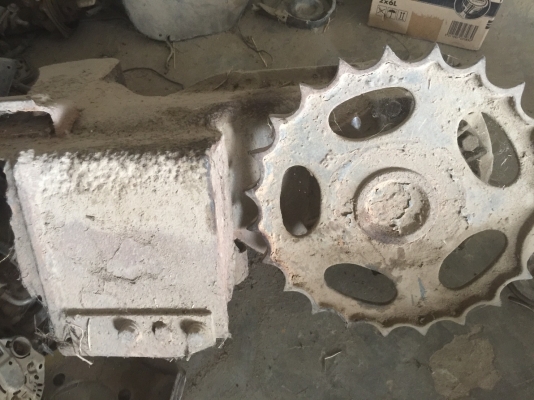 ขายคู่ละ15000บาทตัวเดินแปดทิศที่ตัดออกจากแมค์โครสภาพสวยราคาต่อรองใด้ครับสนใจโทร086-2465934