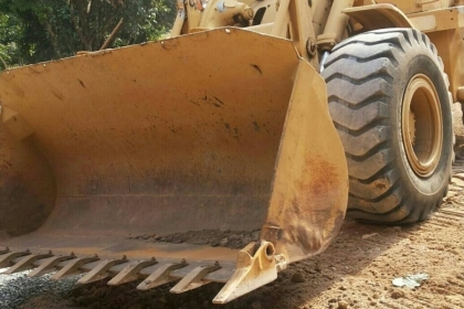 รถตักล้อยาง CAT950 มีเอกสารเล่มทะเบียน รถพร้อมใช้งานเครื่องดี